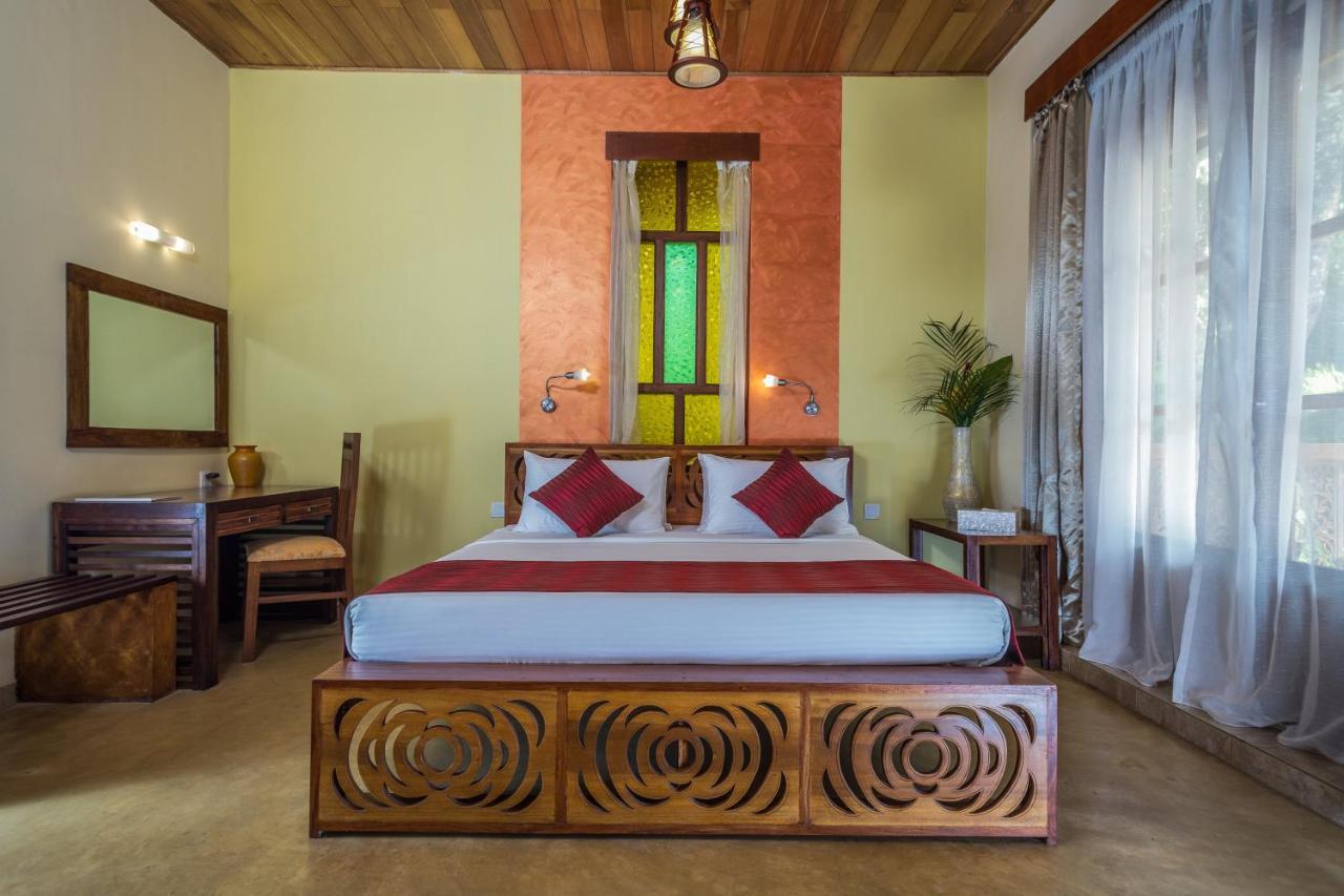 Yasmin Hill Longevity Resort - Hotel Galavilla Канди Экстерьер фото