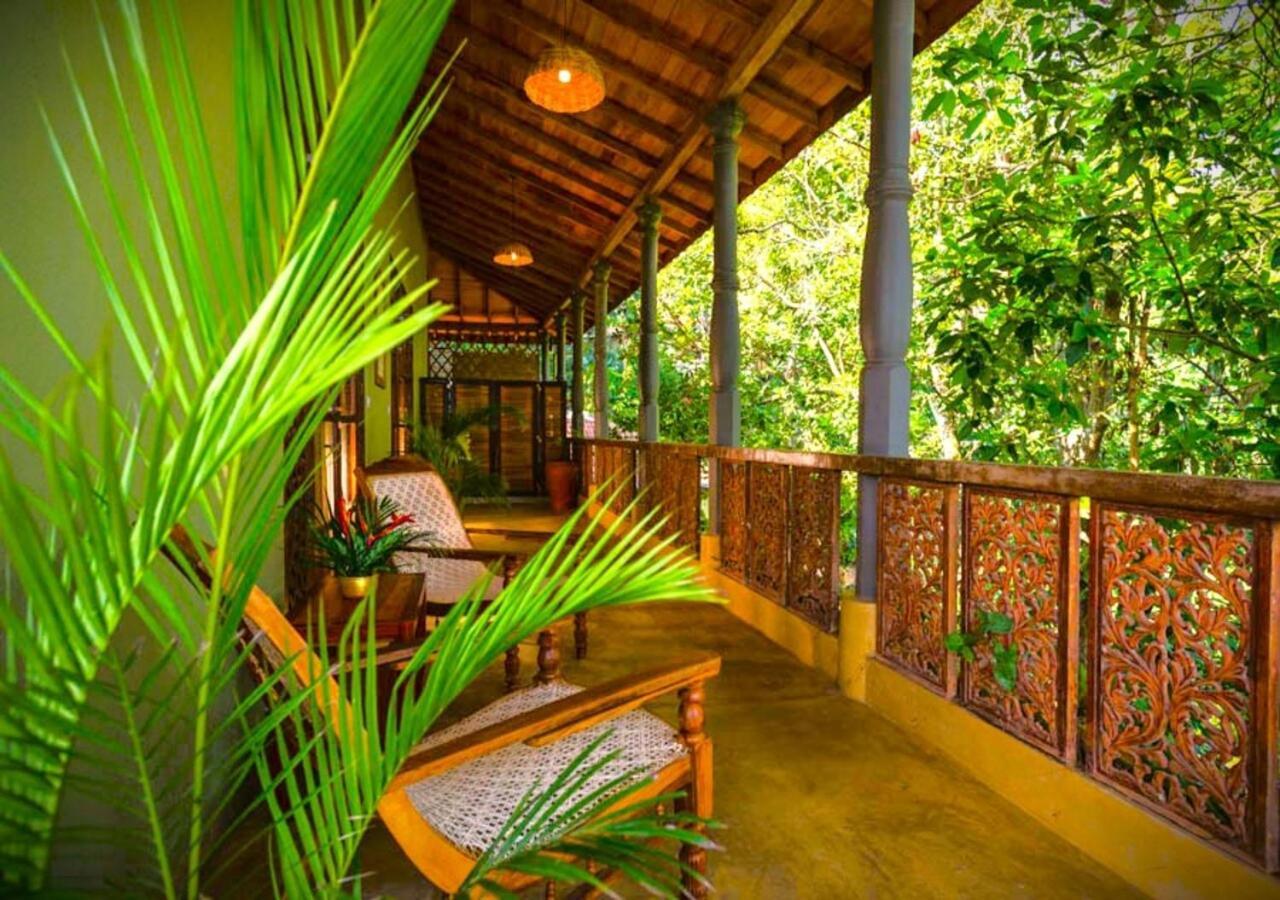 Yasmin Hill Longevity Resort - Hotel Galavilla Канди Экстерьер фото