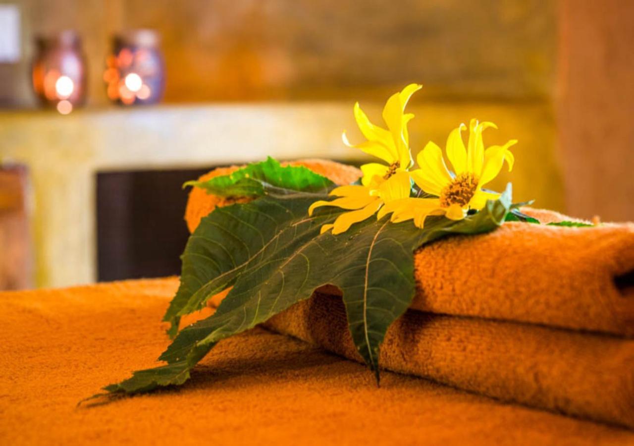 Yasmin Hill Longevity Resort - Hotel Galavilla Канди Экстерьер фото