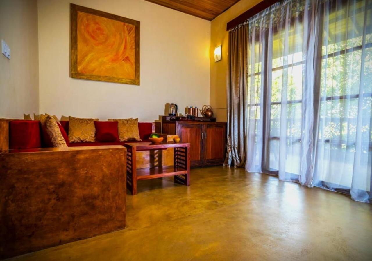 Yasmin Hill Longevity Resort - Hotel Galavilla Канди Экстерьер фото