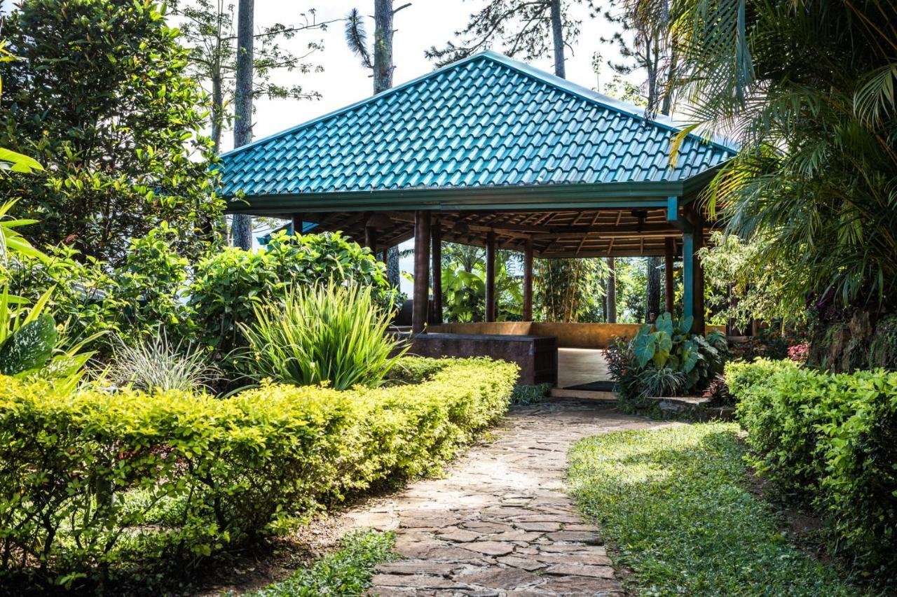 Yasmin Hill Longevity Resort - Hotel Galavilla Канди Экстерьер фото