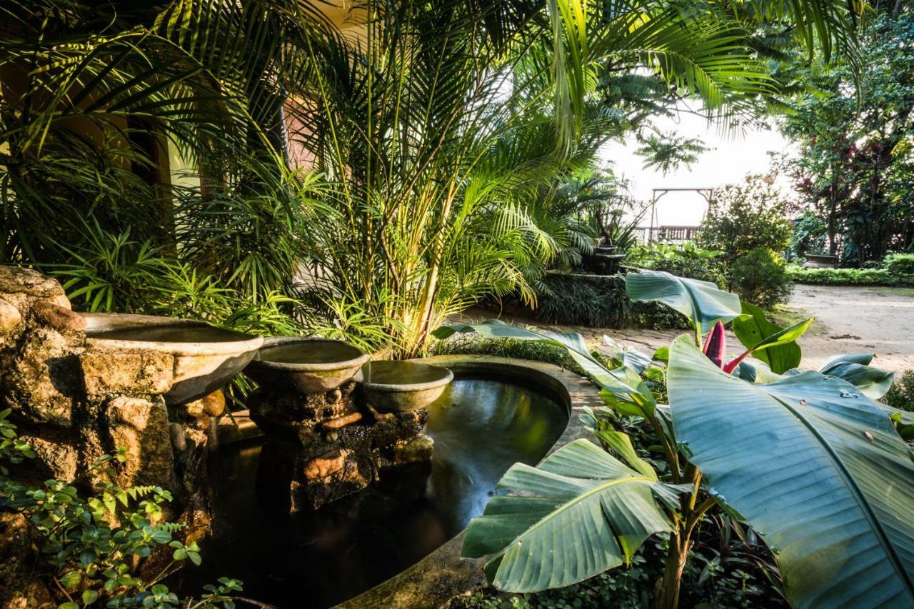 Yasmin Hill Longevity Resort - Hotel Galavilla Канди Экстерьер фото